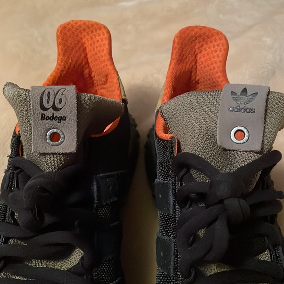 Adidas - Picture 6 of 8